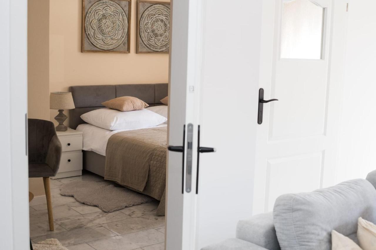 Apartament Mietowy Rumianek Lwowek Екстериор снимка